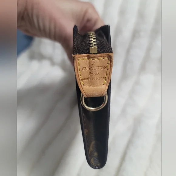 Louis Vuitton Pochette - Picture 6 of 8